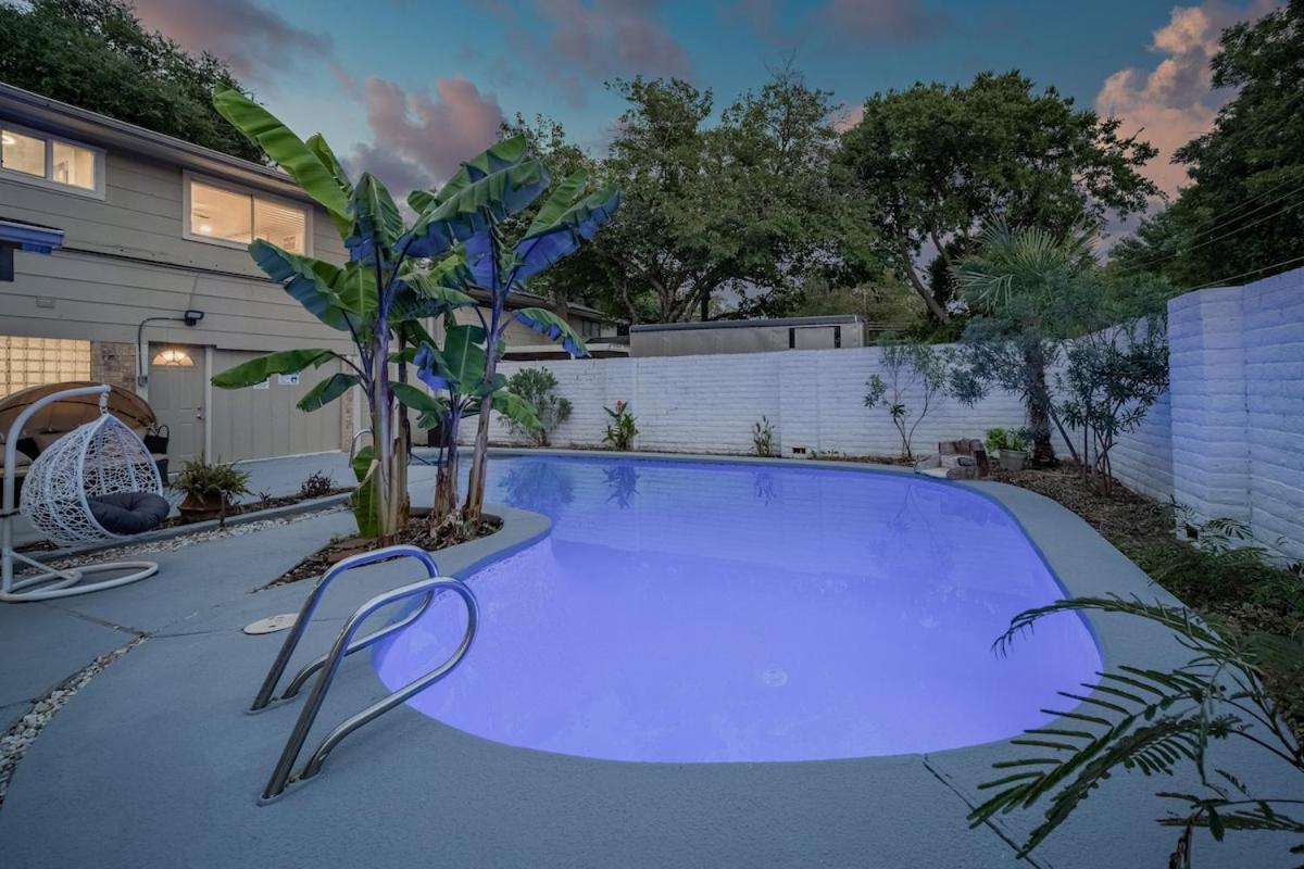Stunning 5Br 2Ba Holiday Home With Private Pool And Cinema Dallas Dış mekan fotoğraf